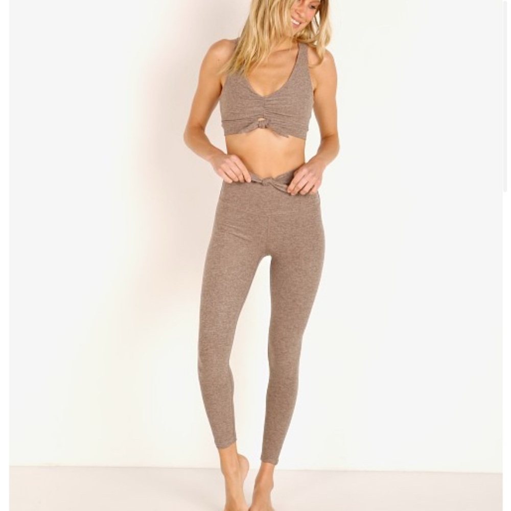 Beyond Yoga Spacedye Knot a Problem High Waisted Legging Mocha